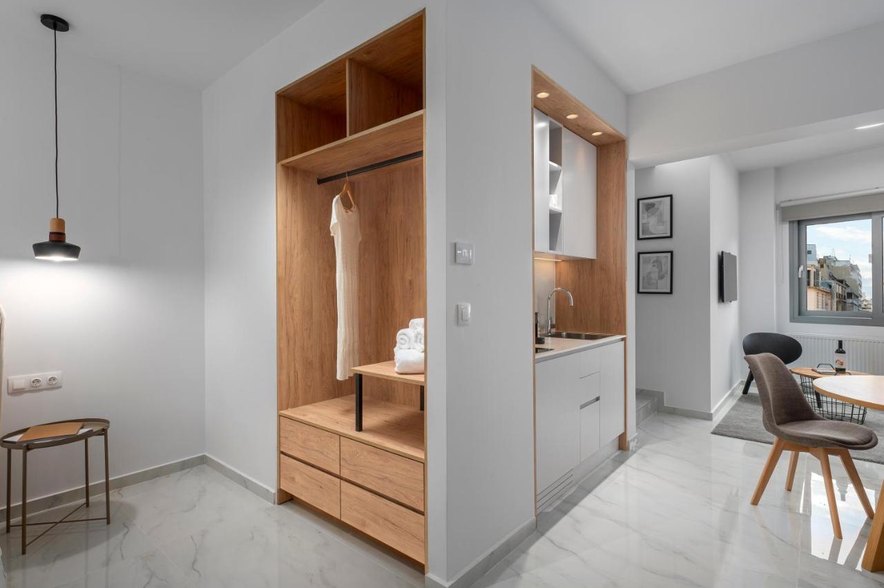 Ιωκα Suites / The Urbitality Project Салоніки Екстер'єр фото